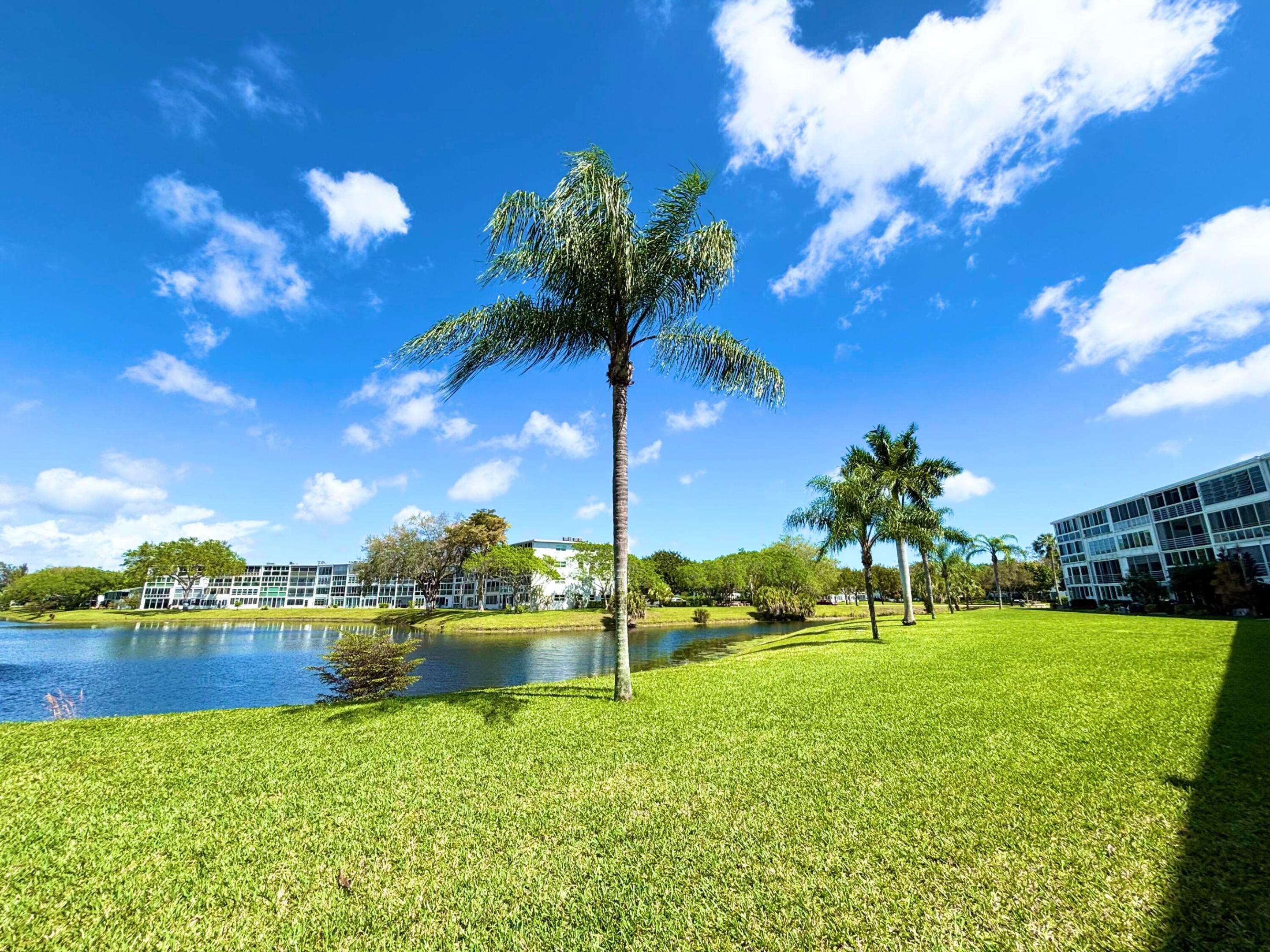 OAKRIDGE A CONDO - Residential