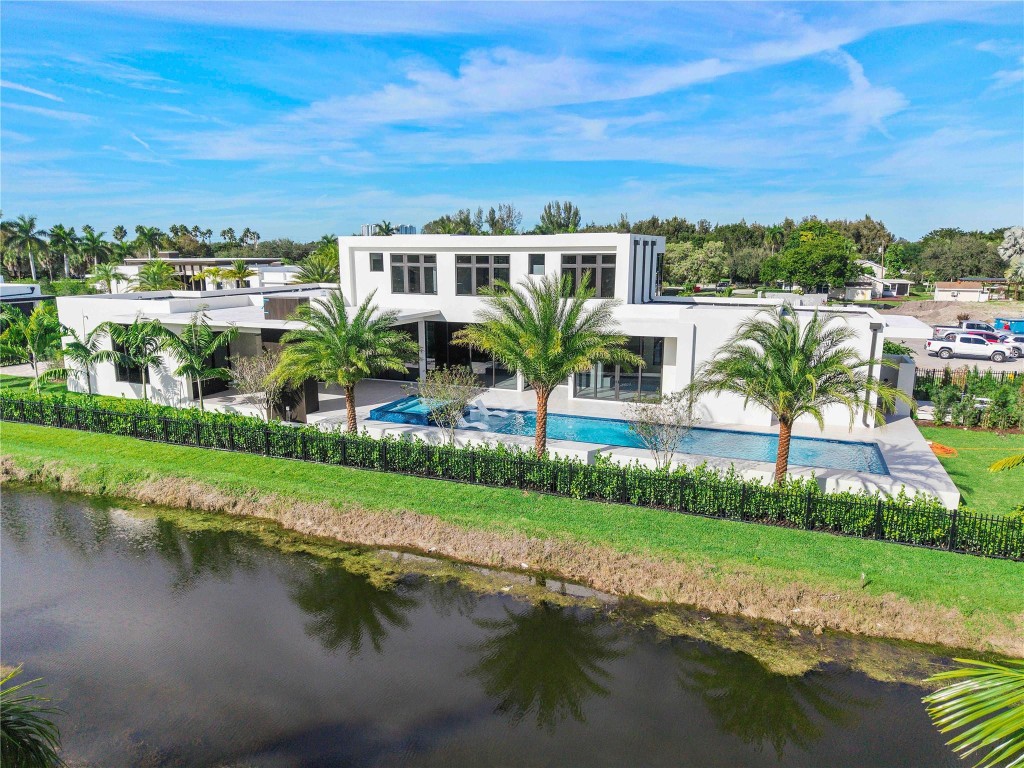 PLANTATION ACRES ESTATES - Residential