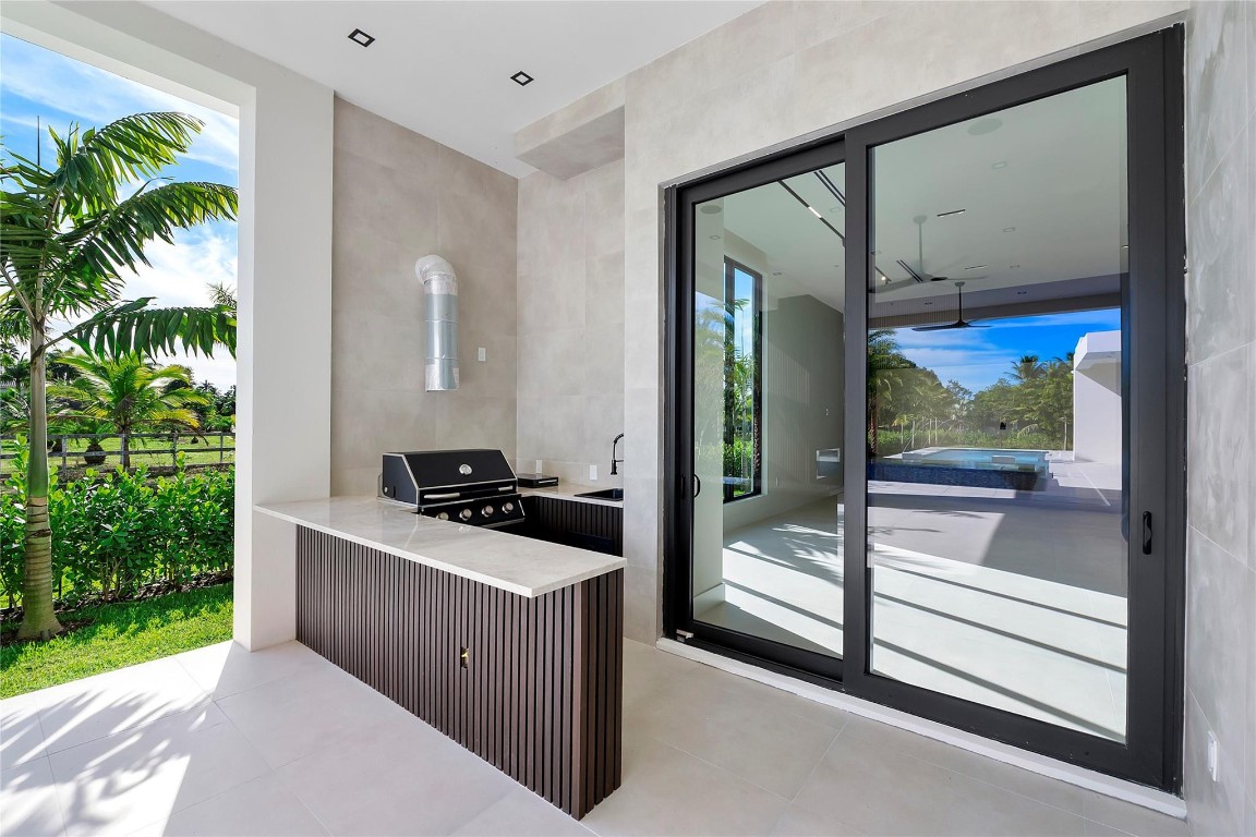 PLANTATION ACRES ESTATES - Residential