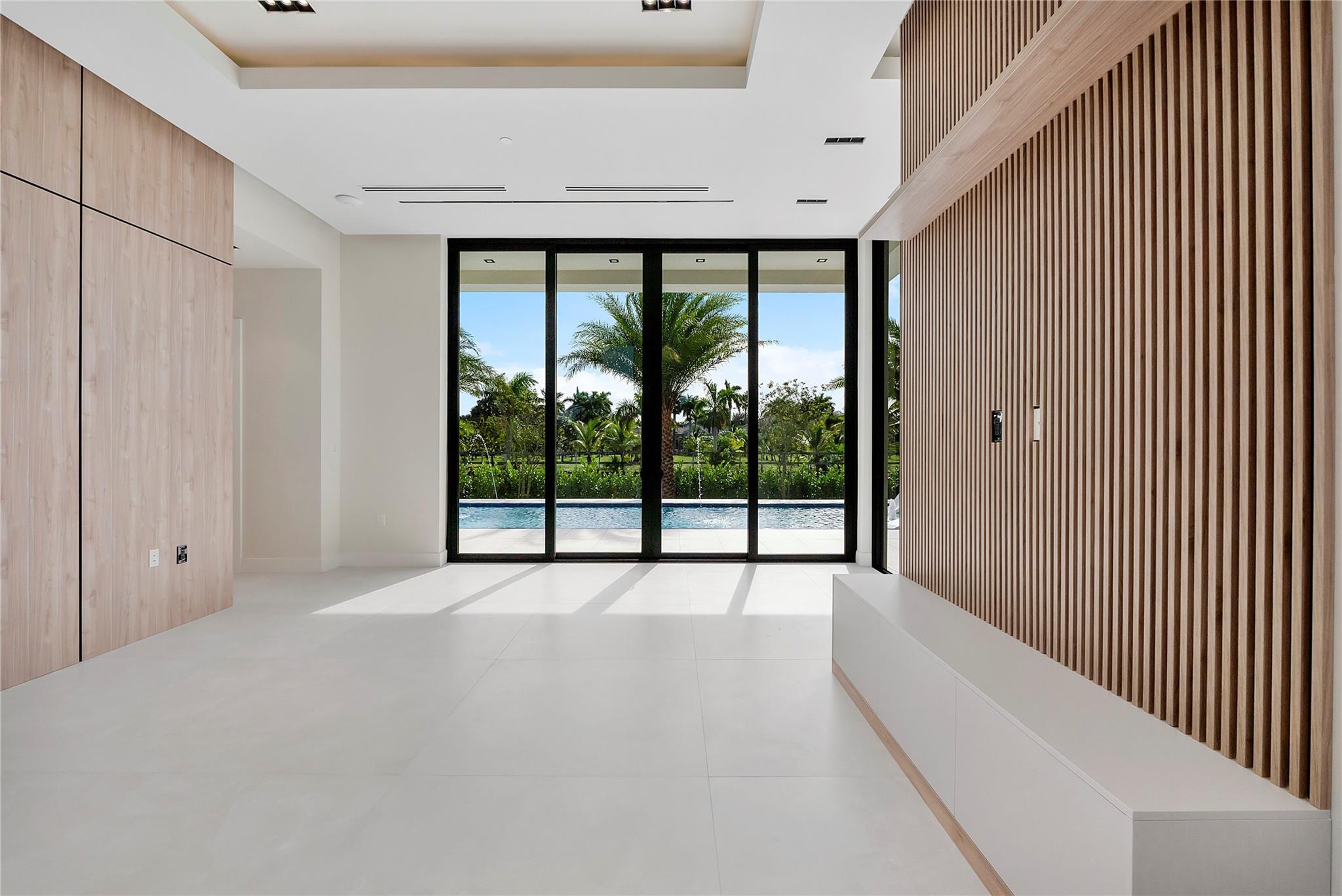 PLANTATION ACRES ESTATES - Residential