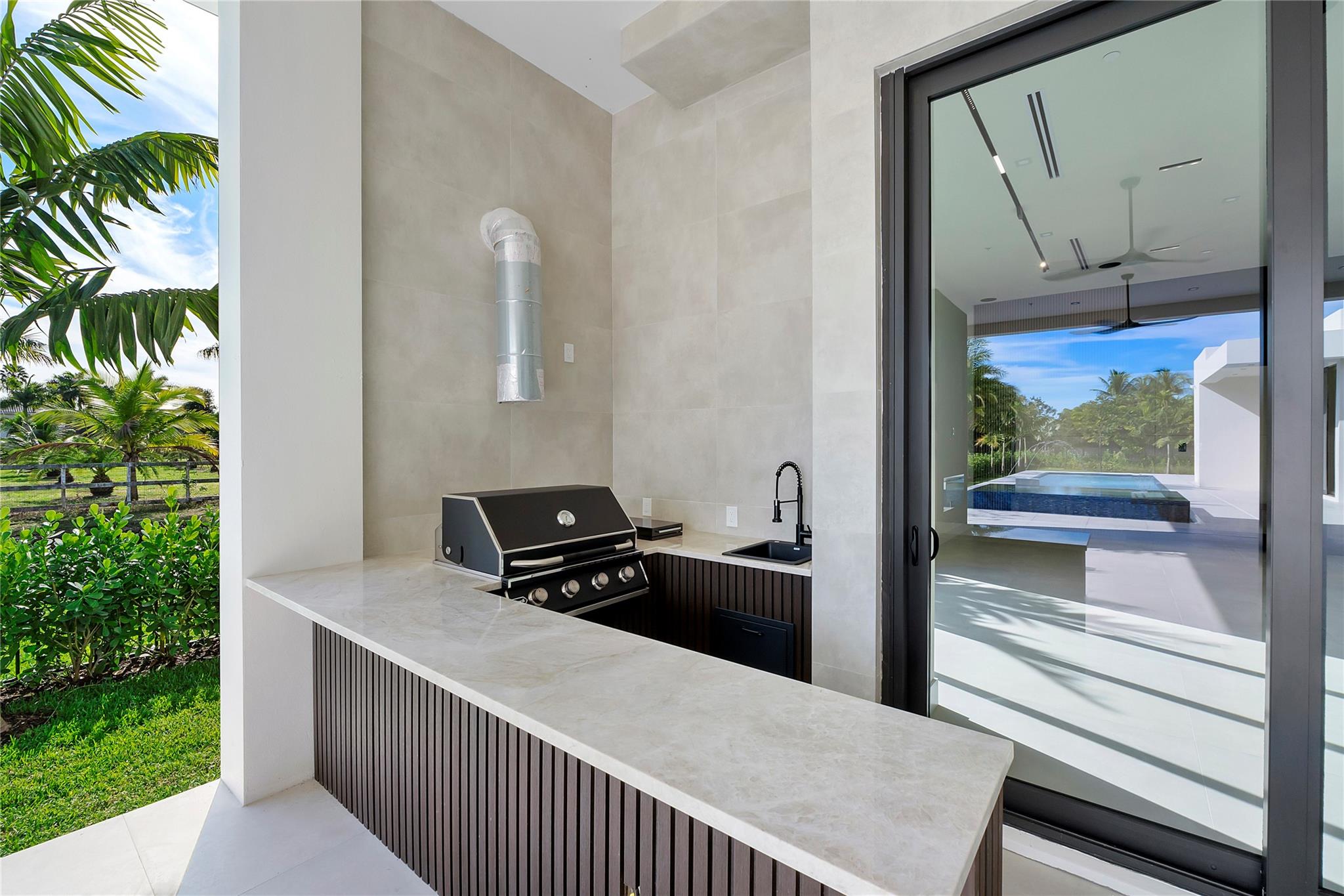 PLANTATION ACRES ESTATES - Residential