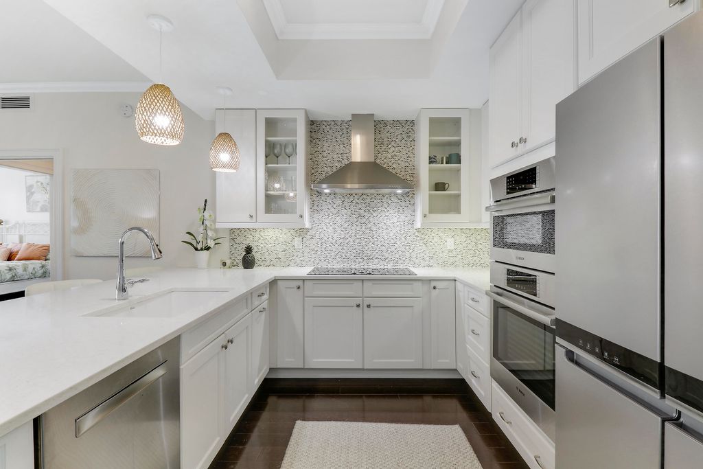 Photo of 914 Bay Colony Drive S, Juno Beach, FL 33408 (MLS # R10912392)