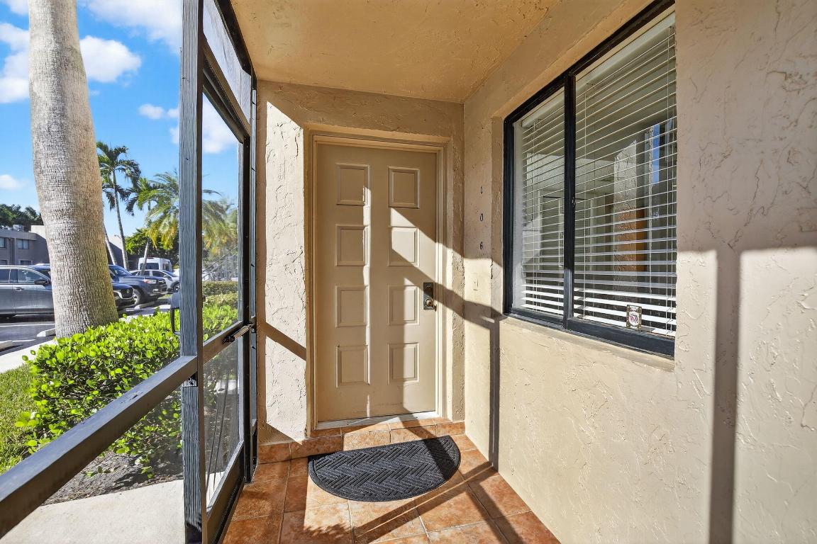 GARDENS AT BONAVENTURE 11 WEST - Residential