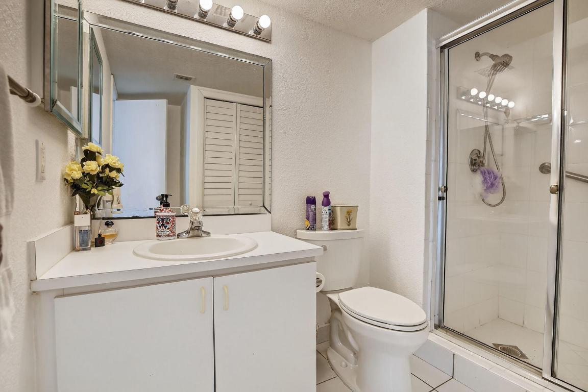 GARDENS AT BONAVENTURE 11 WEST - Residential