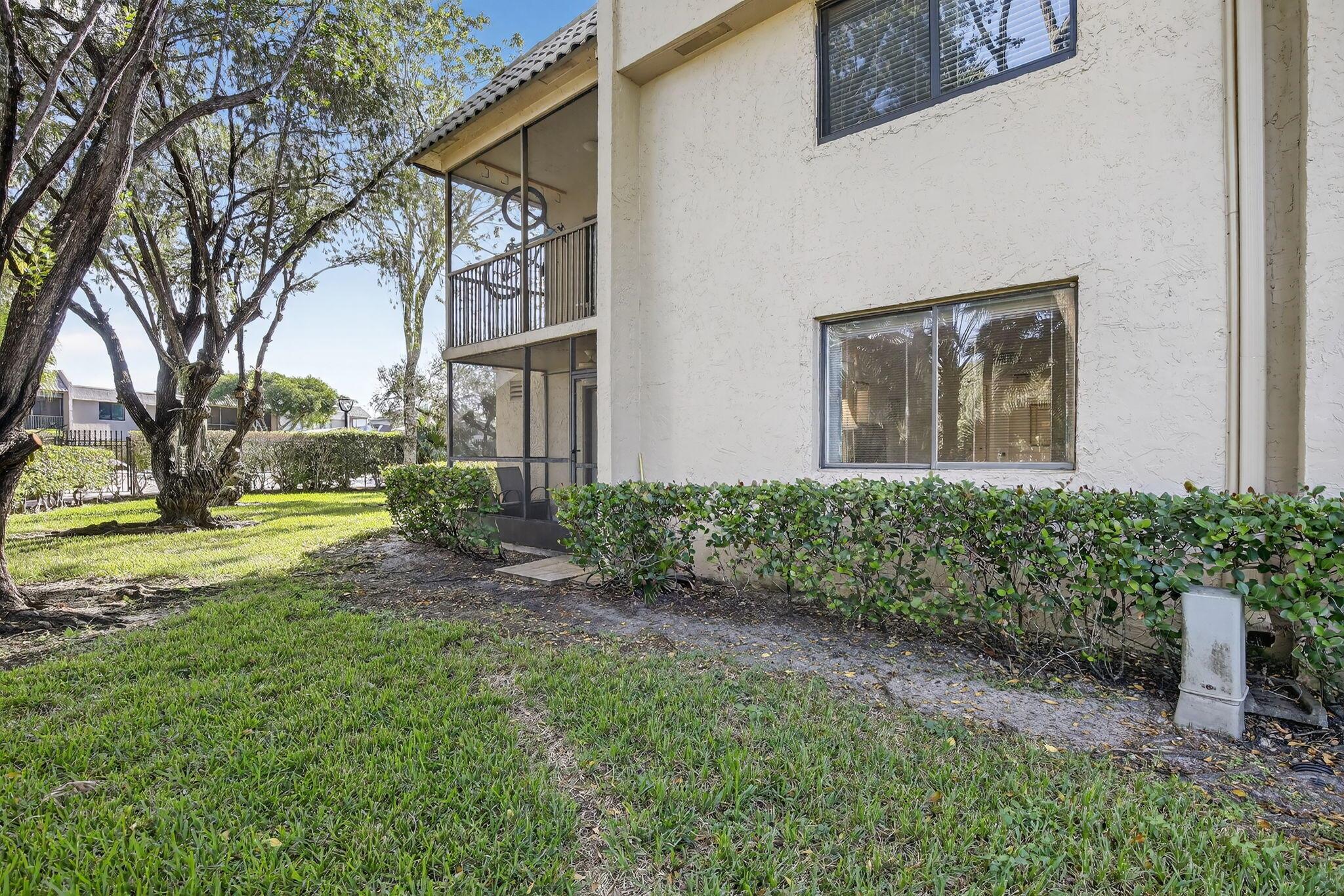 GARDENS AT BONAVENTURE 11 - Residential