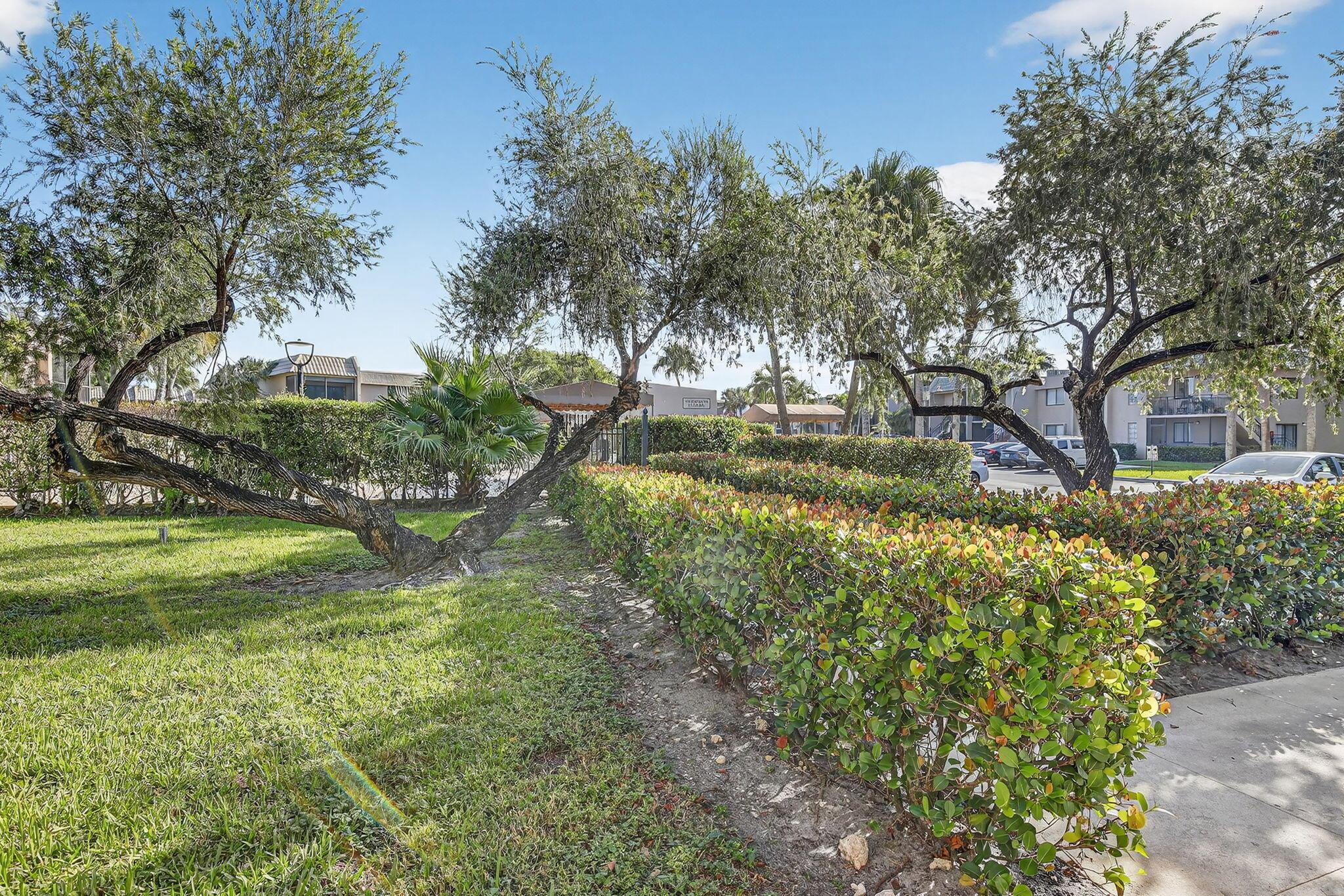 GARDENS AT BONAVENTURE 11 - Residential