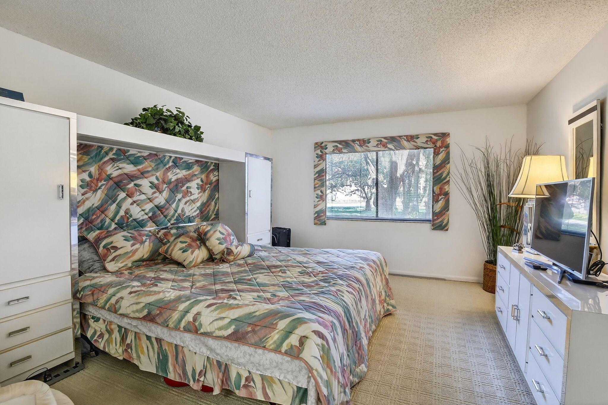 GARDENS AT BONAVENTURE 11 - Residential