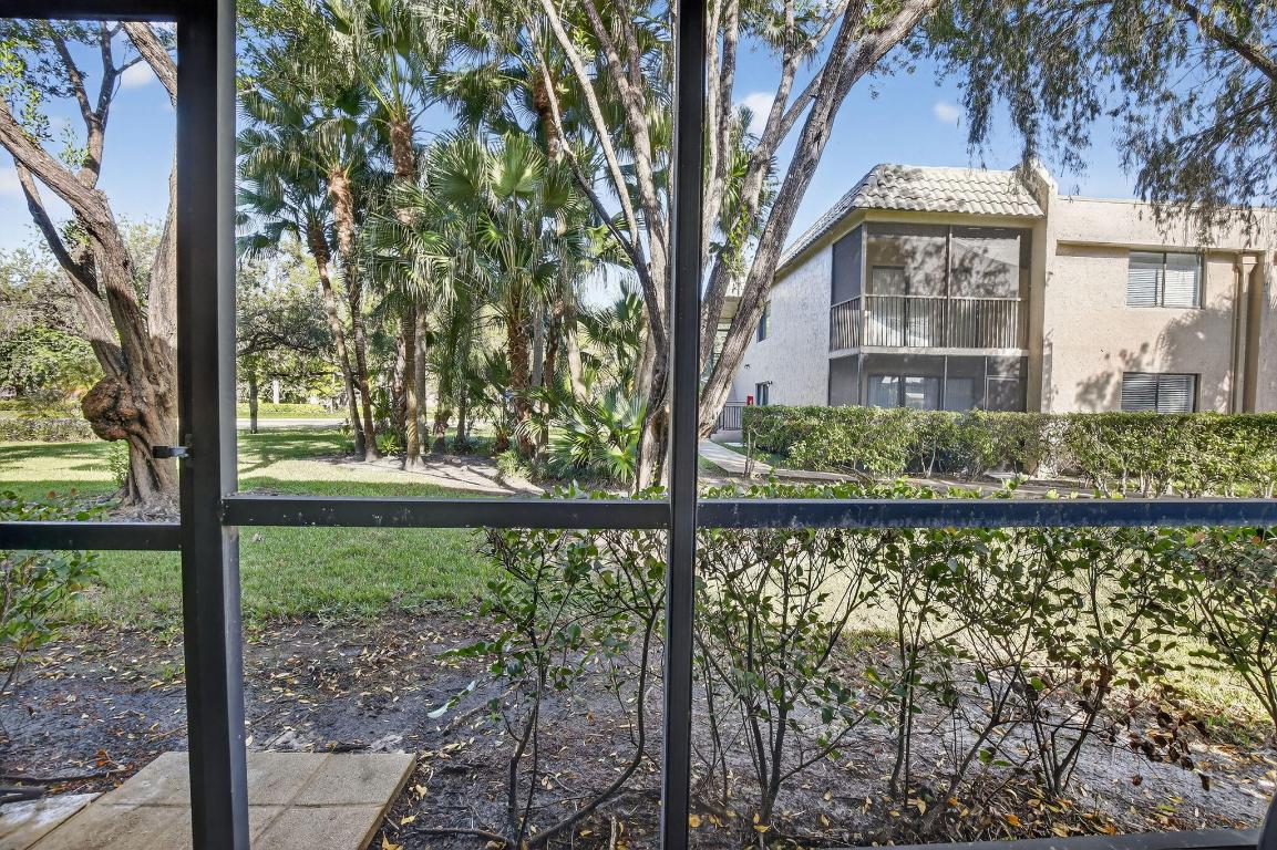 GARDENS AT BONAVENTURE 11 WEST - Residential