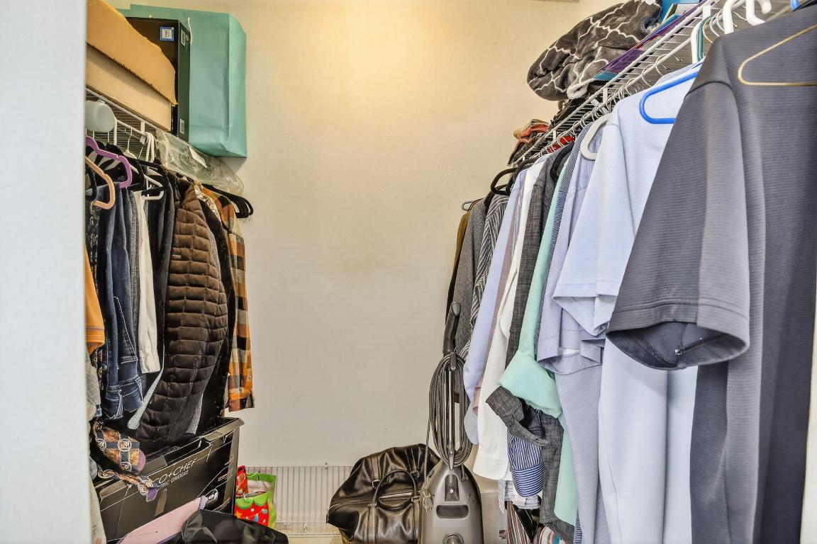 GARDENS AT BONAVENTURE 11 WEST - Residential