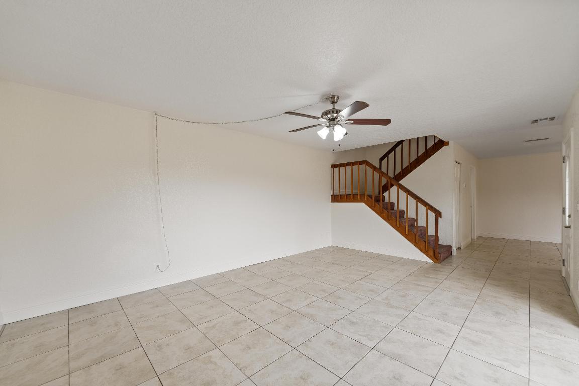 LAKEWOOD OF PALM SPRINGS - Residential Lease