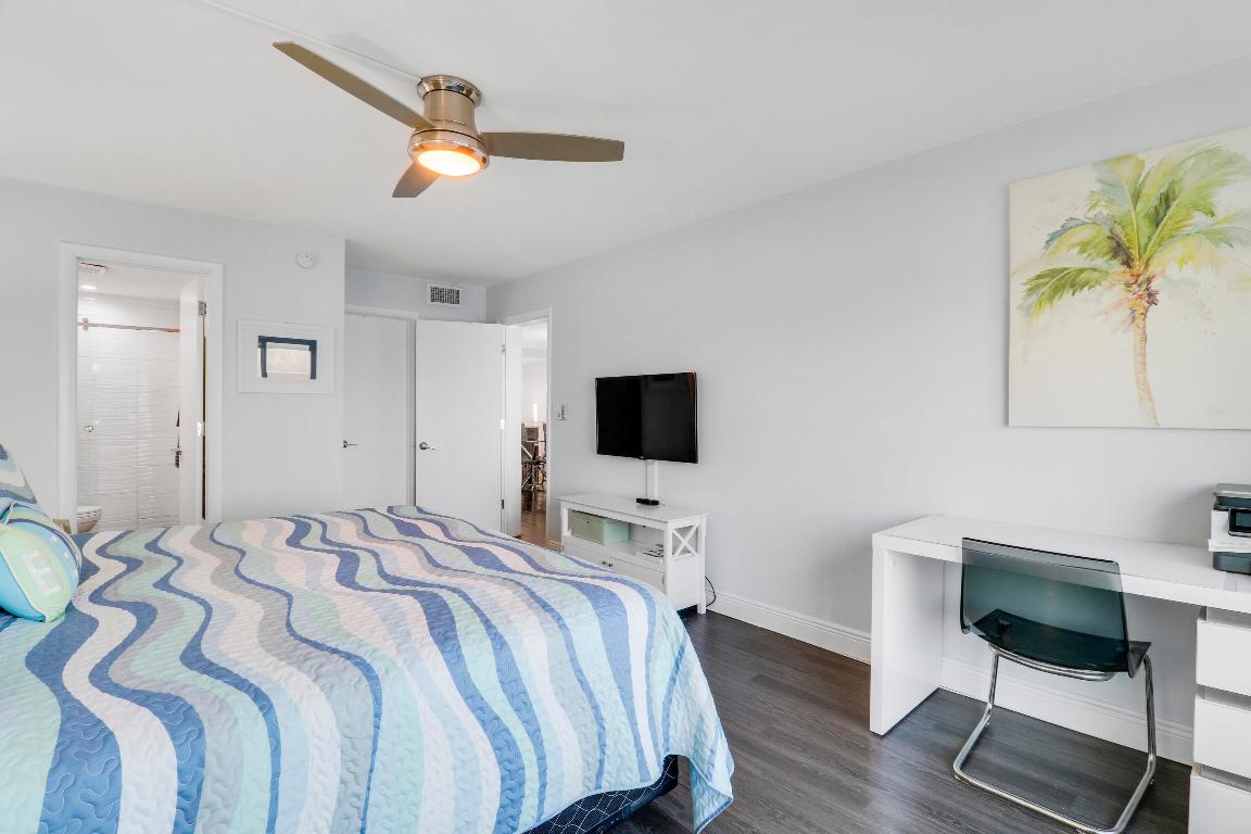 LANDINGS CONDO LT - Residential