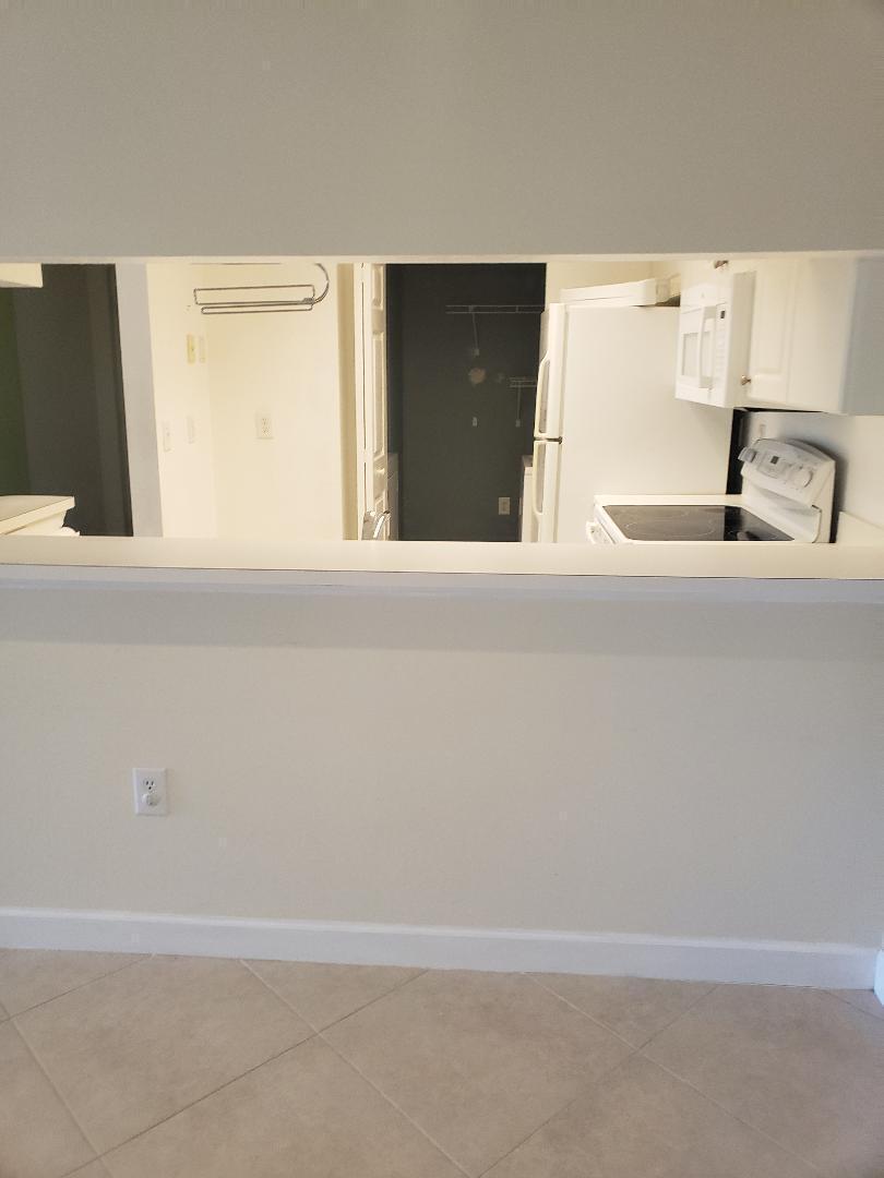 2802 Sarento Place 202