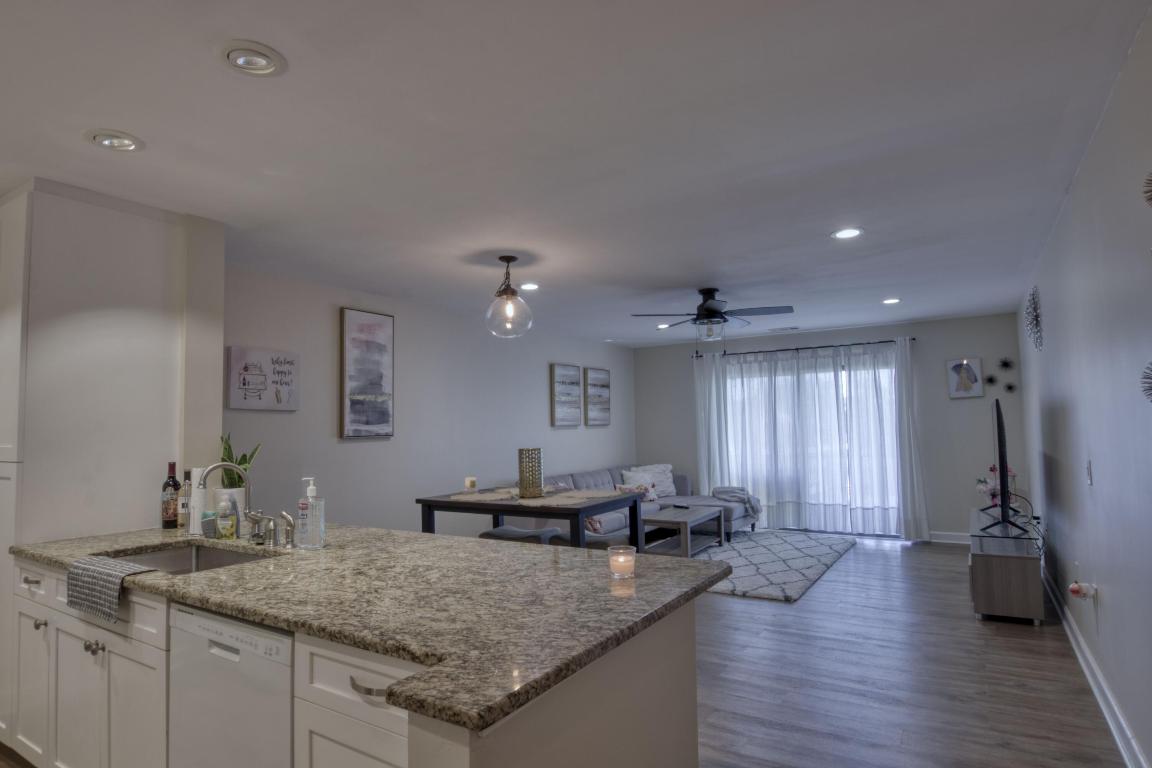 FOUNTAINS OF PALM BEACH CONDO 9 - Residential