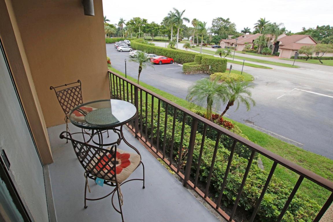 FOUNTAINS OF PALM BEACH CONDO 9 - Residential