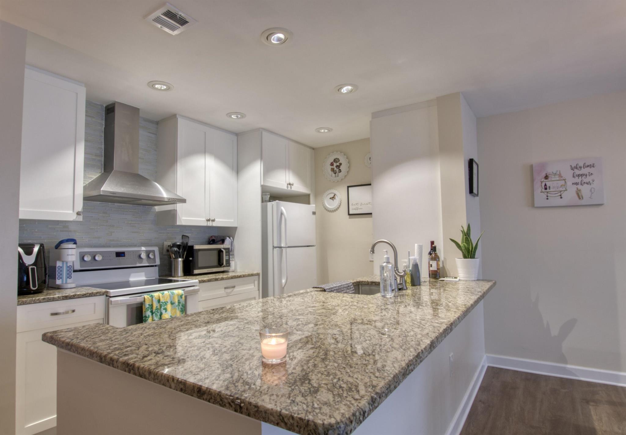 FOUNTAINS OF PALM BEACH CONDO 9 - Residential