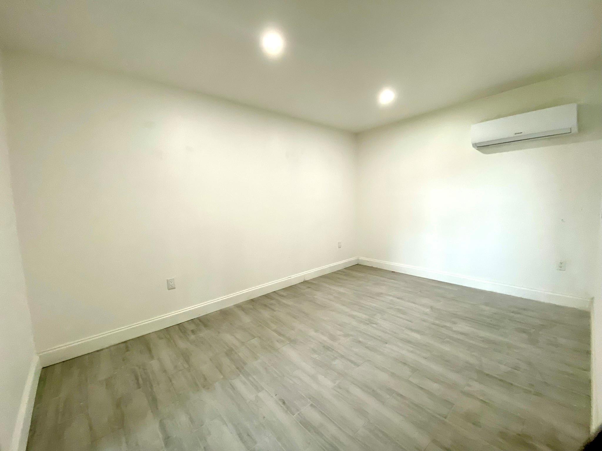 Biscayne Gardens Sec G - Residential Lease
