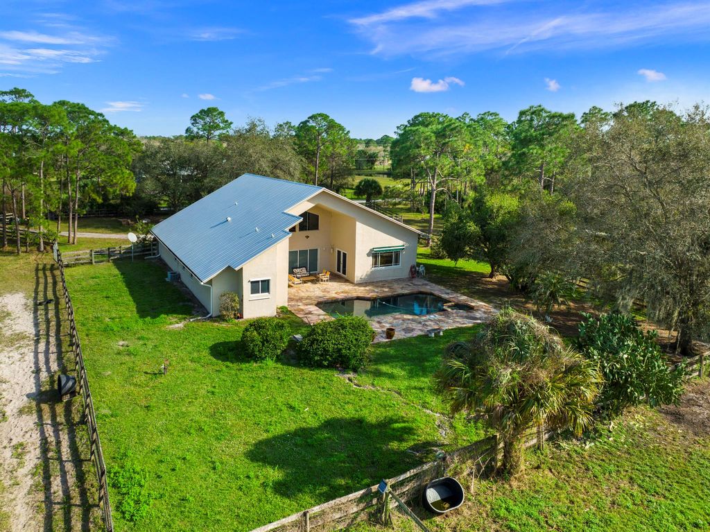 Photo of 4550 SW Boat Ramp Avenue, Palm City, FL 34990 (MLS # R10987069)