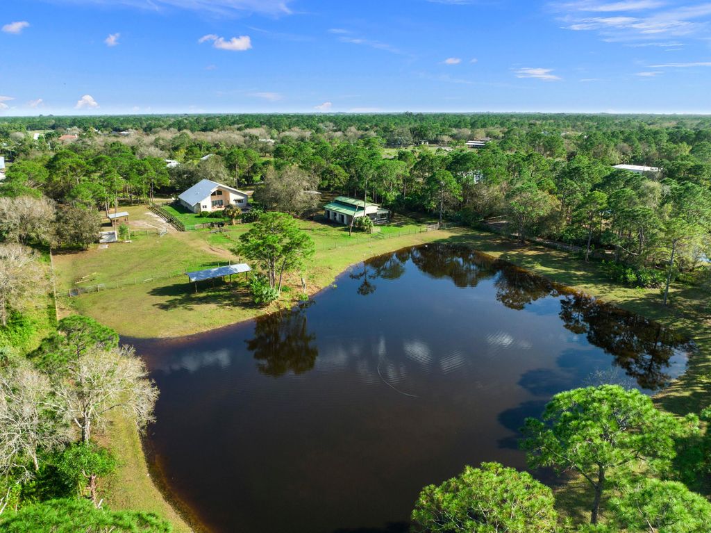 Photo of 4550 SW Boat Ramp Avenue, Palm City, FL 34990 (MLS # R10987069)