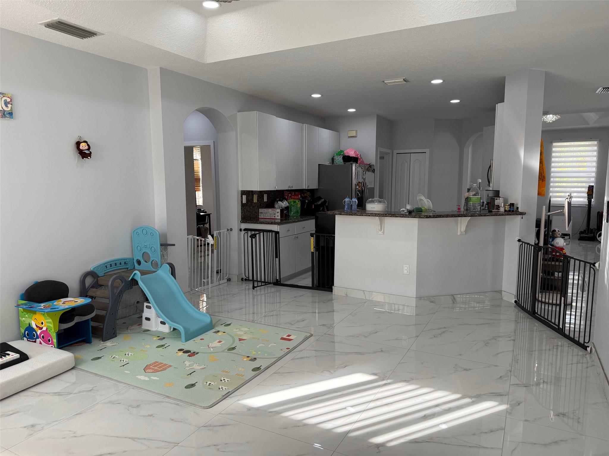 Pod 6 At Monarch Lakes 16 - Residential
