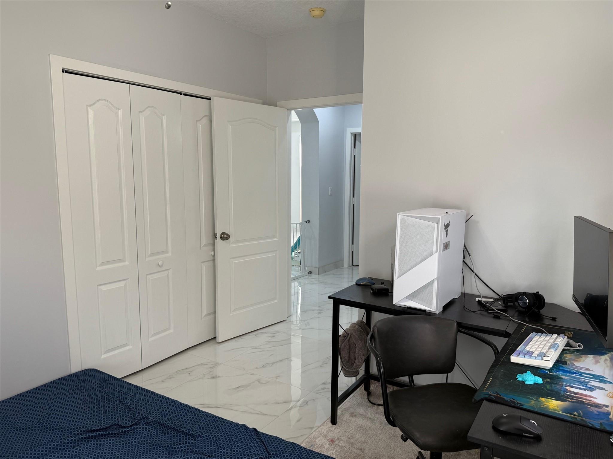 Pod 6 At Monarch Lakes 16 - Residential