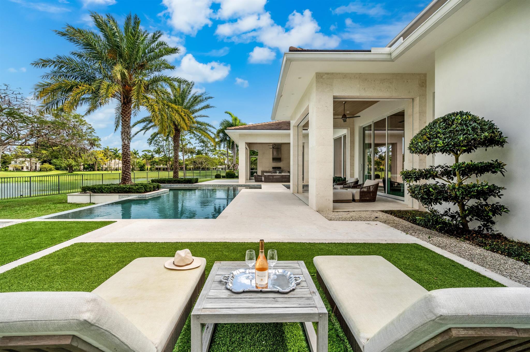 BOCA RATON BATH & TENNIS - Residential