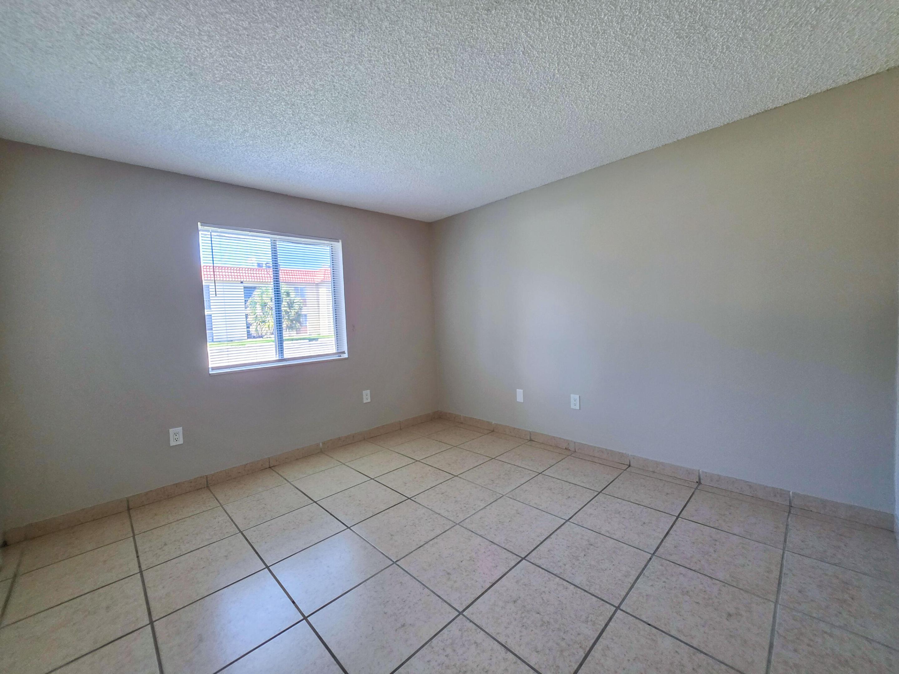 FOREST HILL GARDENS CONDO - Residential Lease
