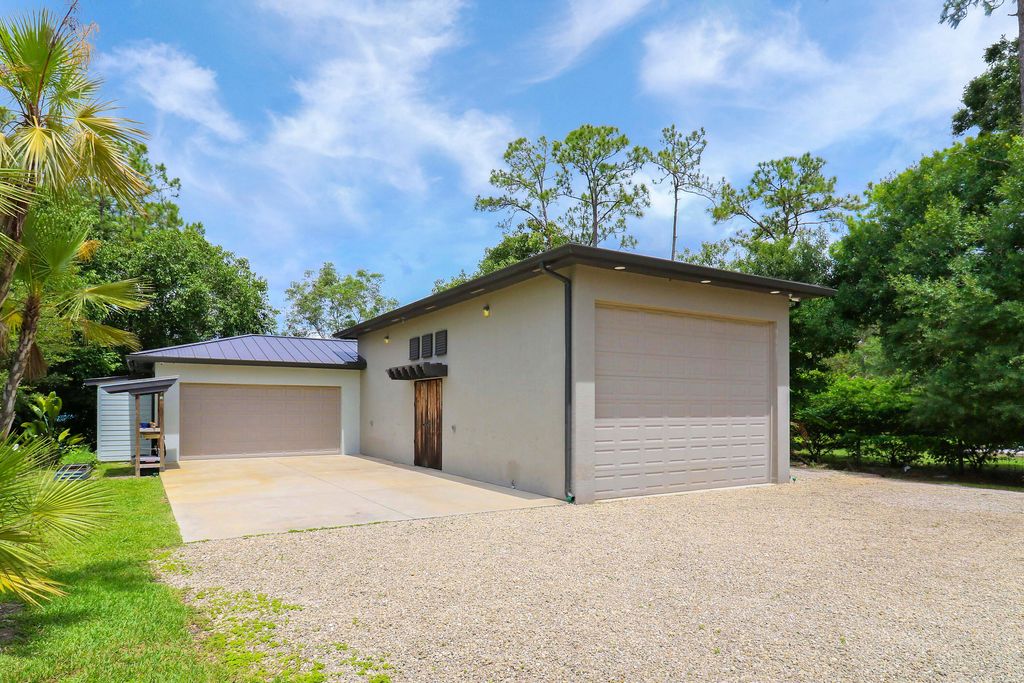 Photo of 16605 123rd Ter Terrace N, Jupiter, FL 33478 (MLS # R10997312)