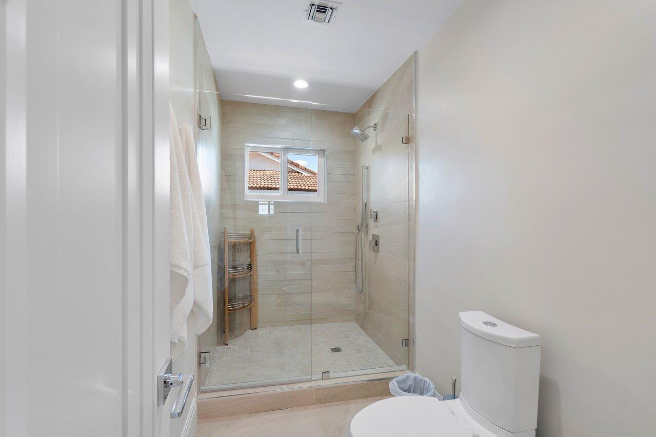 TROPIC ISLE 3RD SEC - Residential