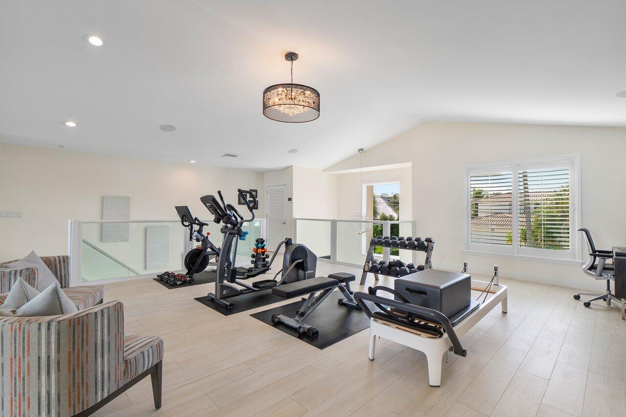 TROPIC ISLE 3RD SEC - Residential