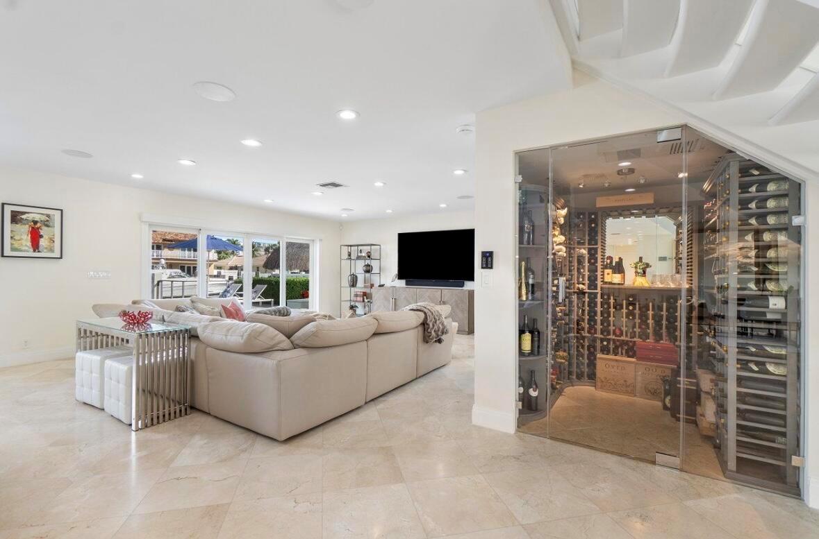 TROPIC ISLE 3RD SEC - Residential