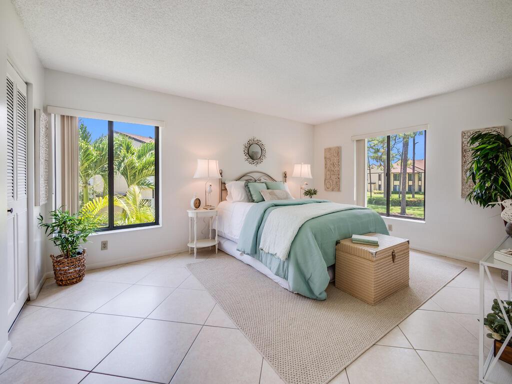 PINE RIDGE NORTH VILLAGE IV CONDO - Residential