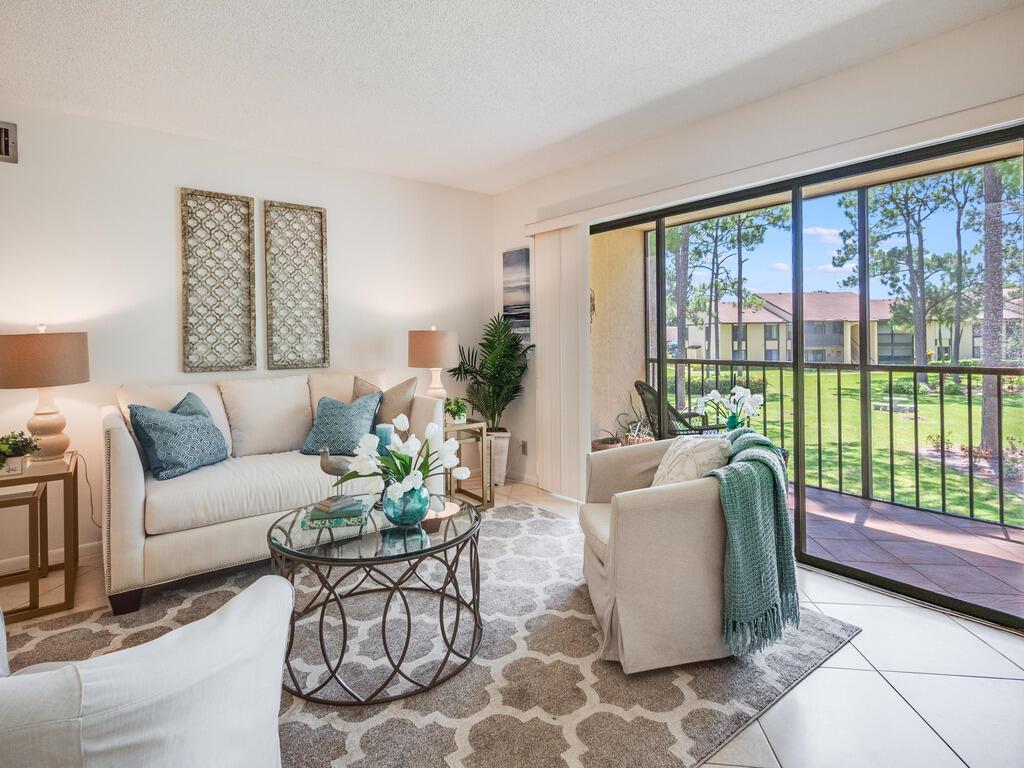 PINE RIDGE NORTH VILLAGE IV CONDO - Residential