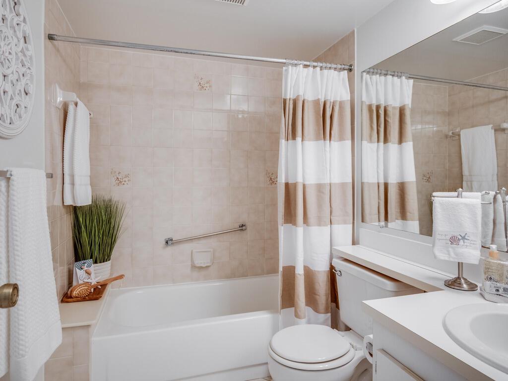 PINE RIDGE NORTH VILLAGE IV CONDO - Residential