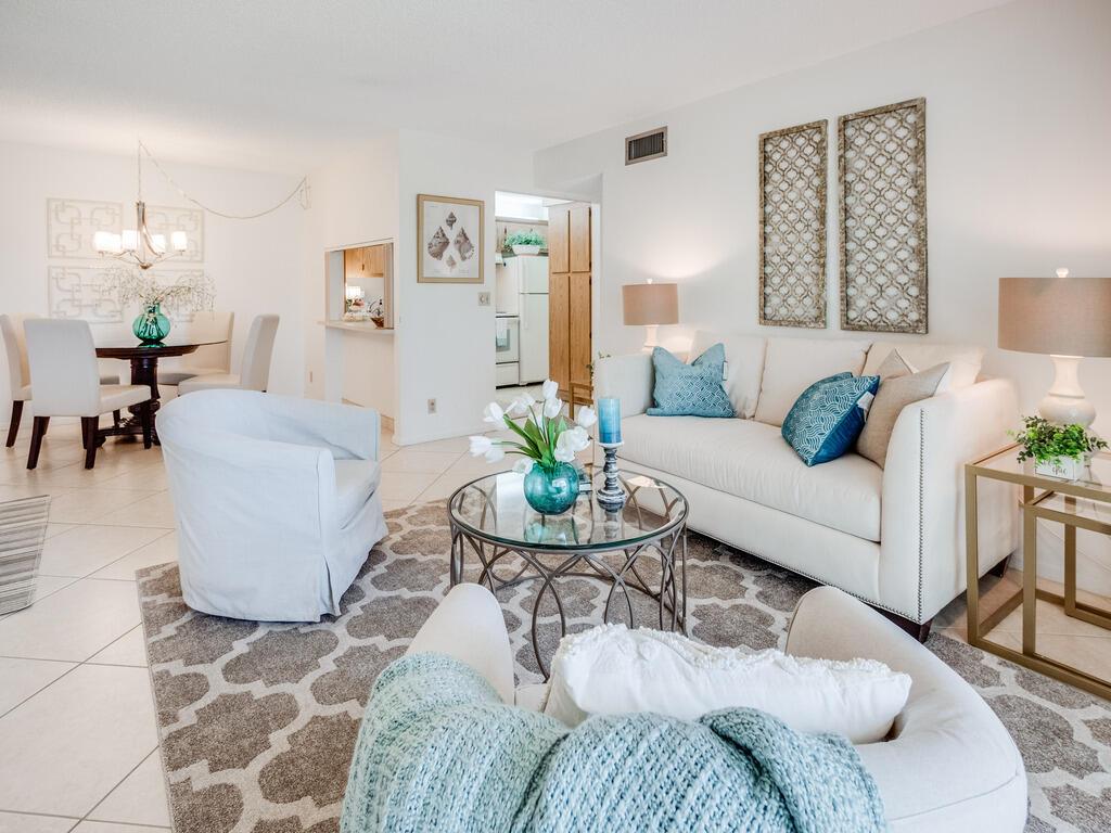 PINE RIDGE NORTH VILLAGE IV CONDO - Residential