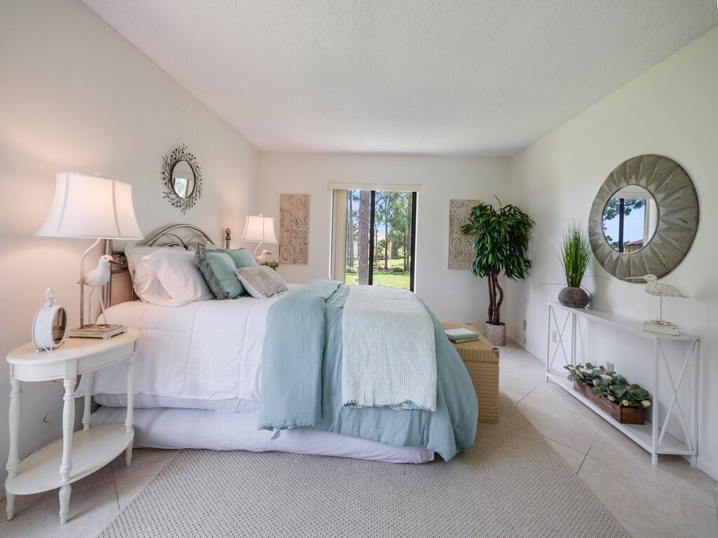 PINE RIDGE NORTH VILLAGE IV CONDO - Residential