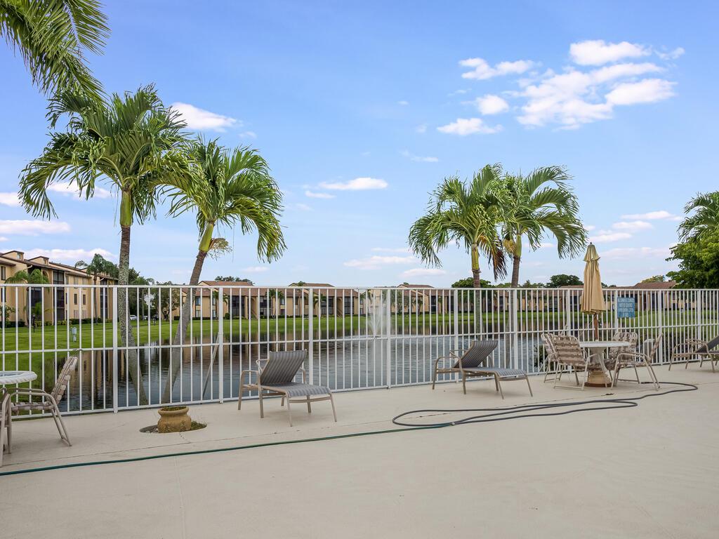 PINE RIDGE NORTH VILLAGE IV CONDO - Residential