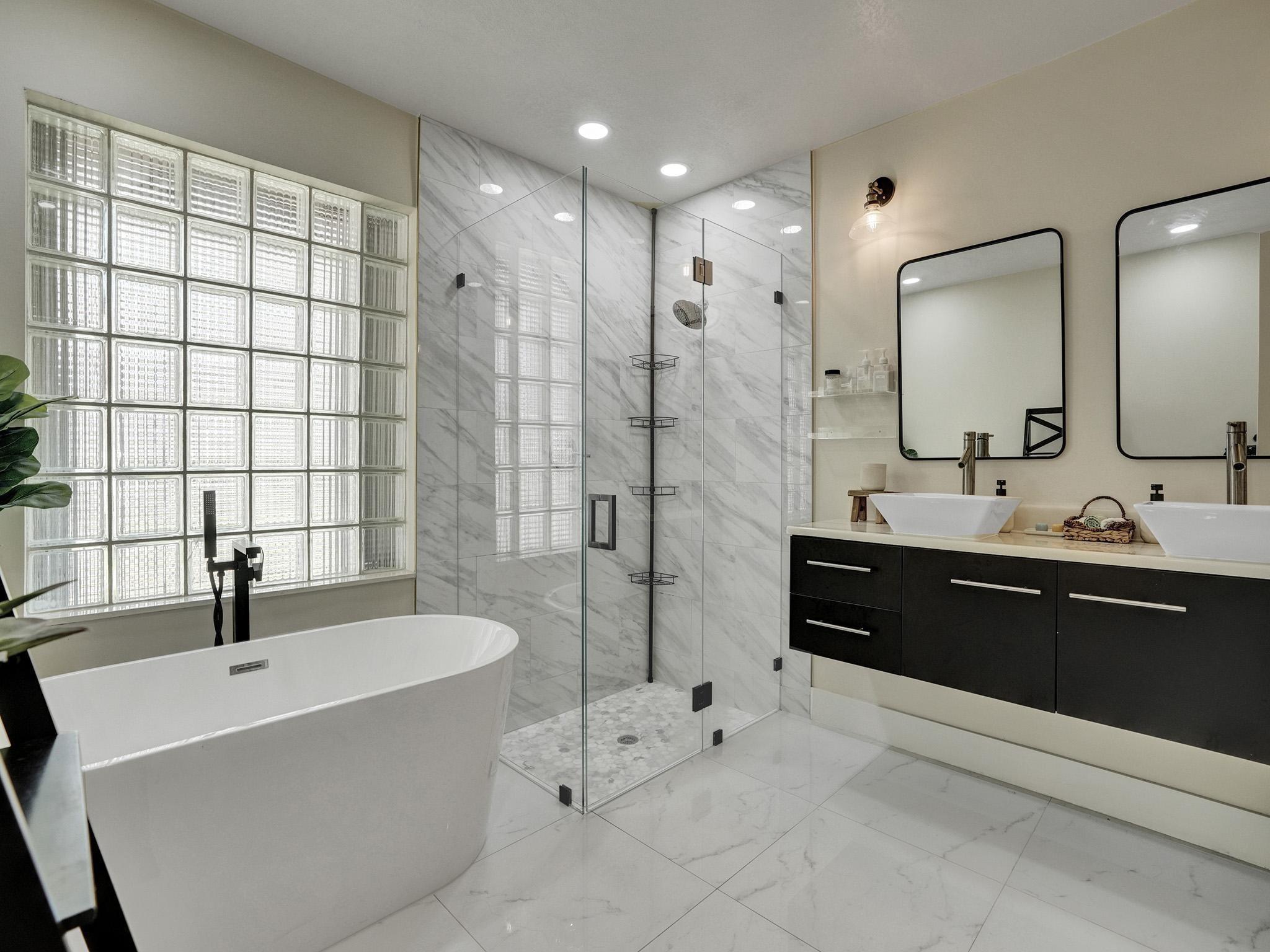 Embassy Lakes Ph II 141-4 - Residential