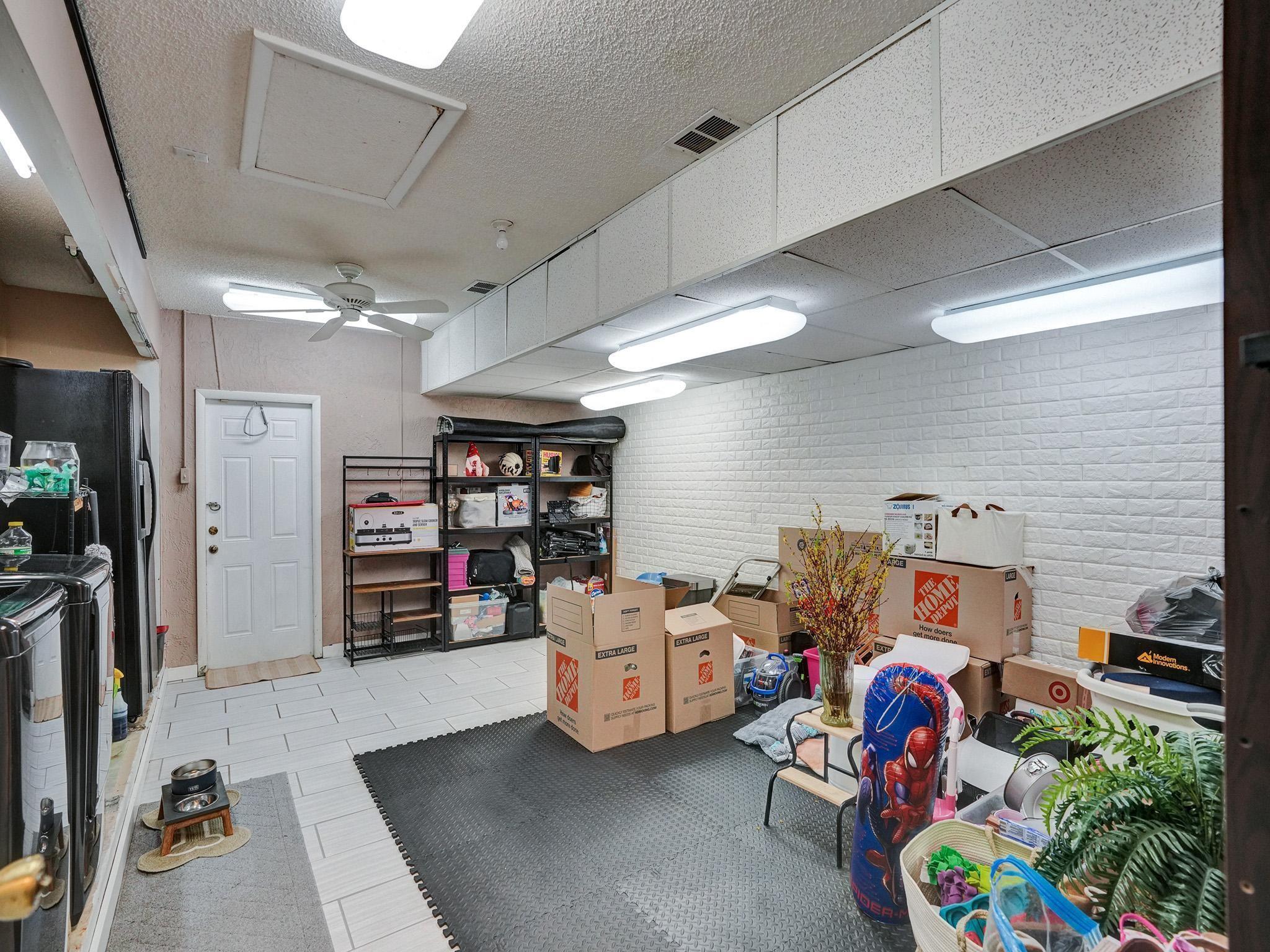 Embassy Lakes Ph II 141-4 - Residential