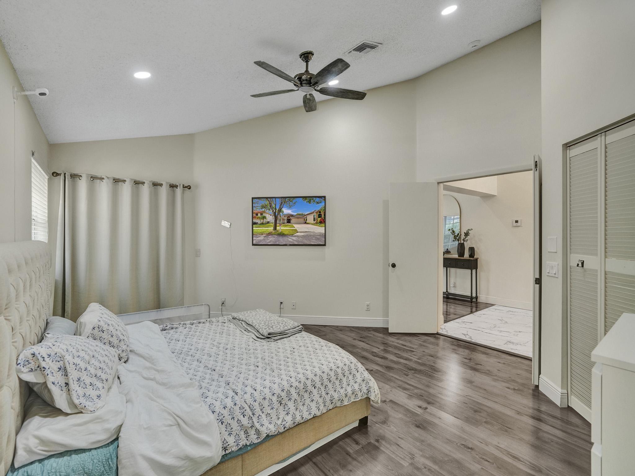 Embassy Lakes Ph II 141-4 - Residential