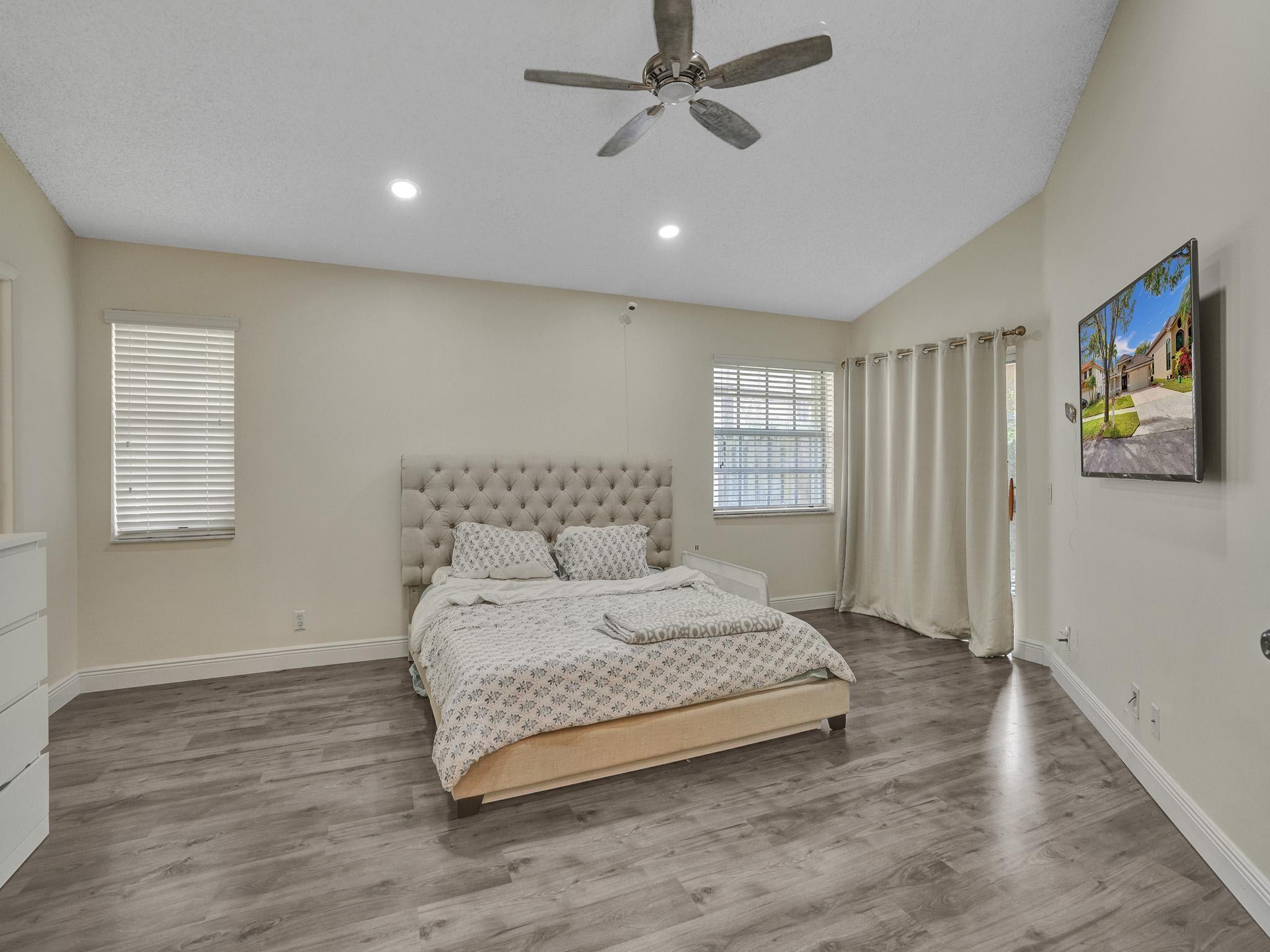 Embassy Lakes Ph II 141-4 - Residential