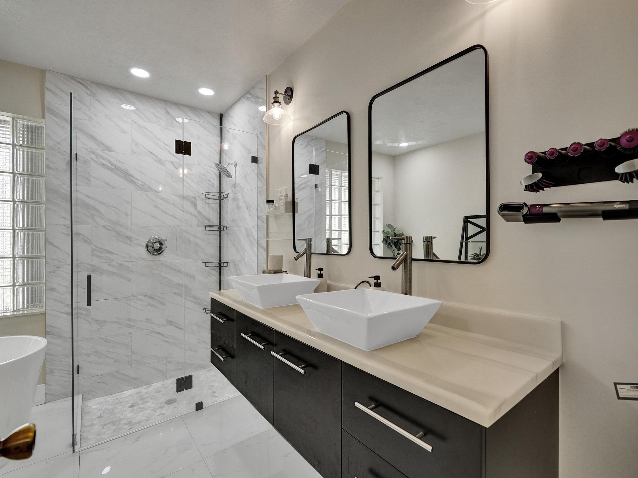Embassy Lakes Ph II 141-4 - Residential