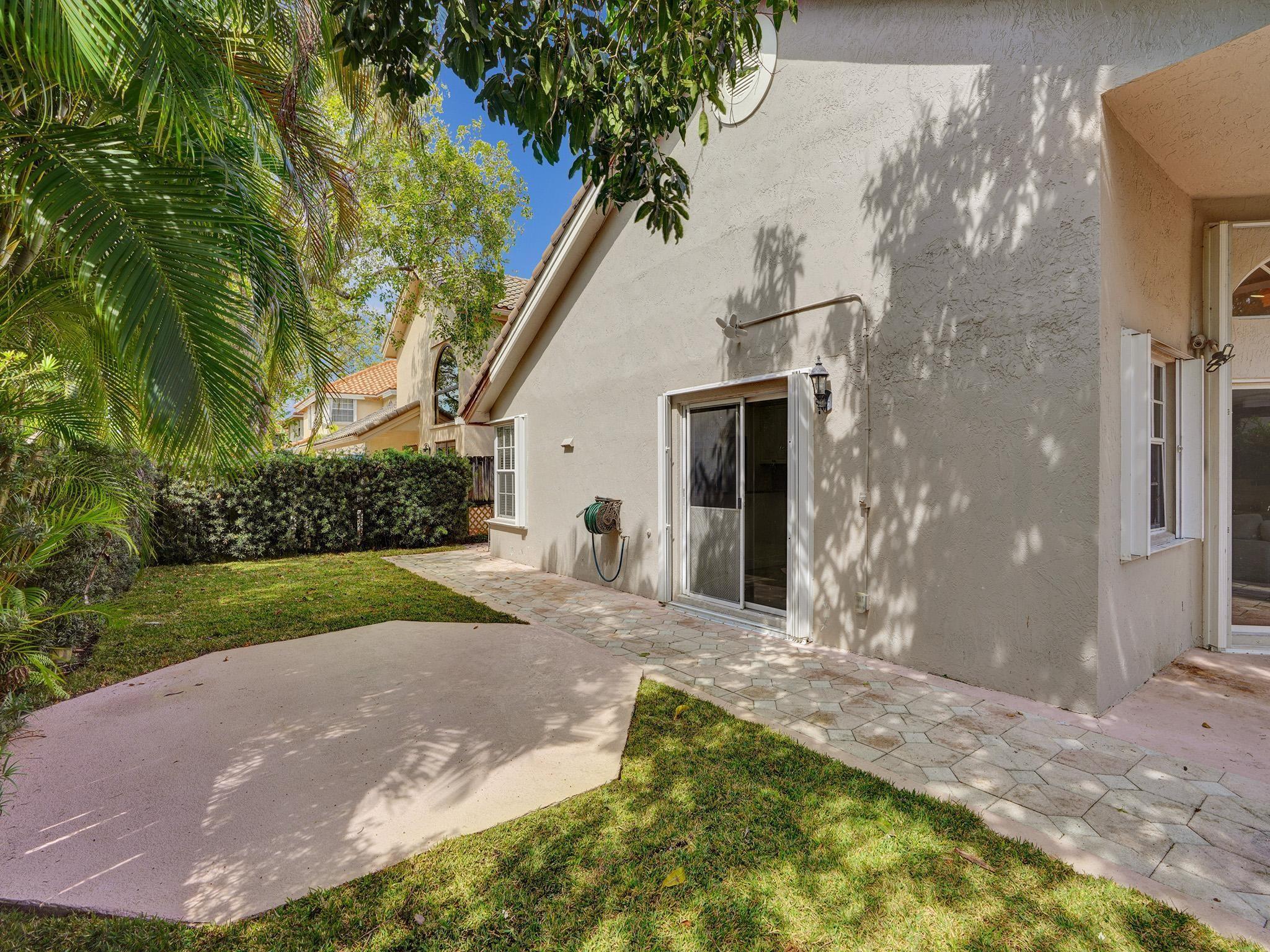 Embassy Lakes Ph II 141-4 - Residential