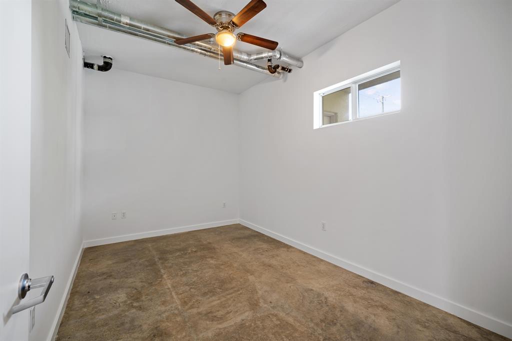 LAKE AVENUE LOFTS CONDO - Residential Lease