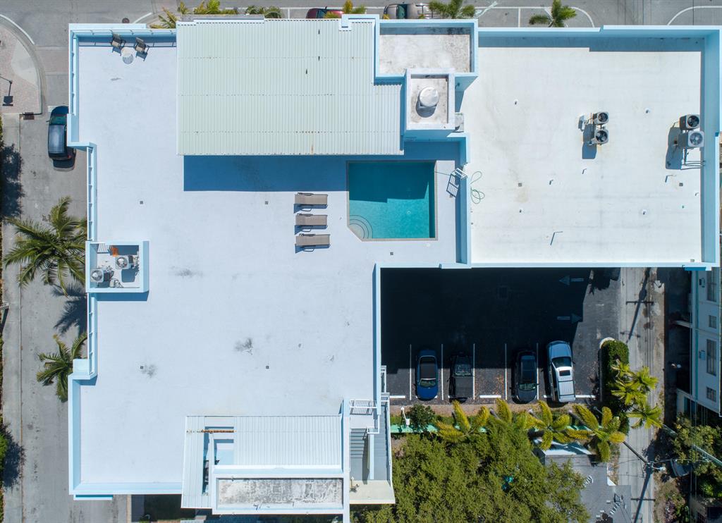 LAKE AVENUE LOFTS CONDO - Residential Lease