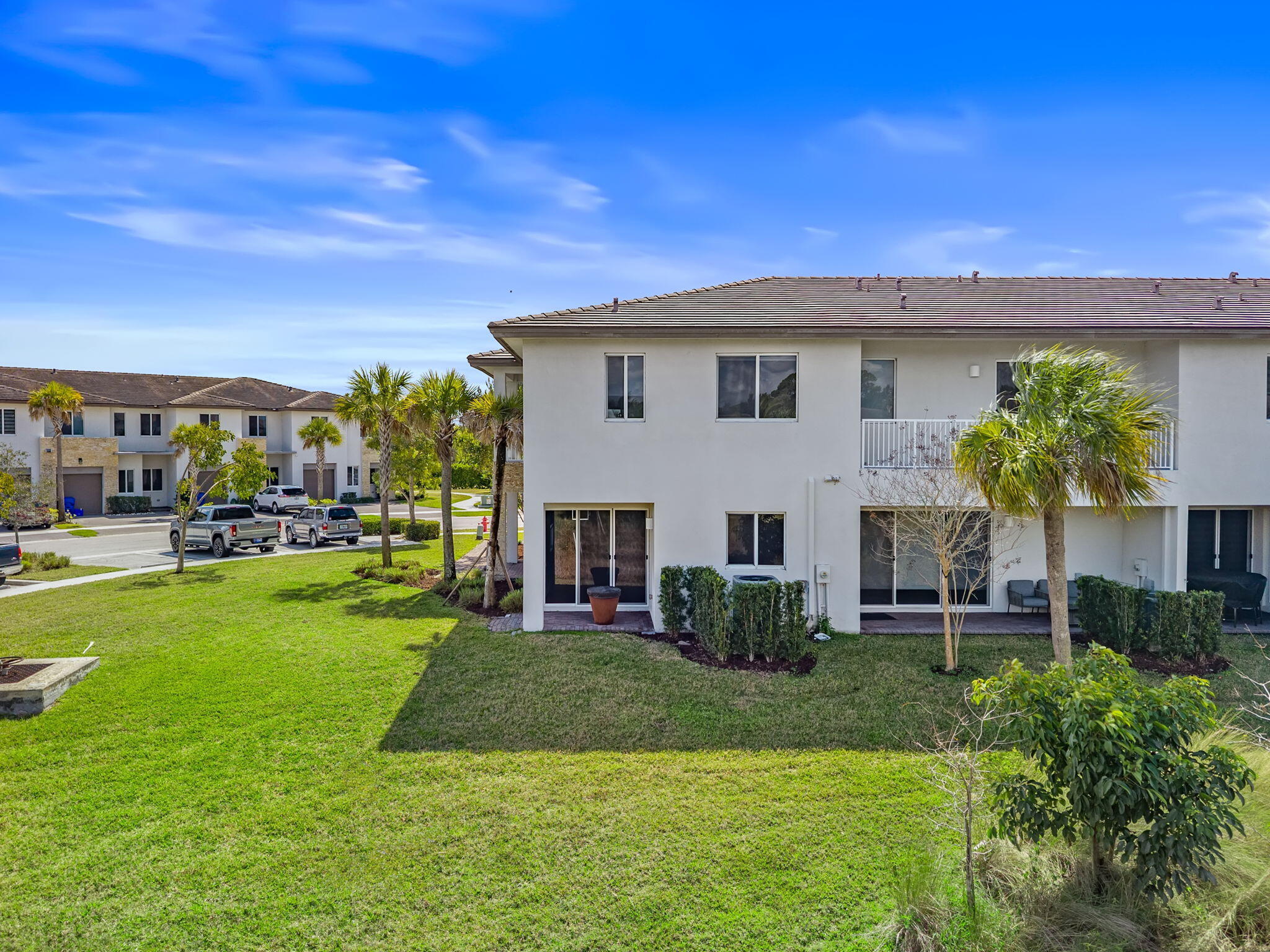 PIONEER ESTATES - Residential