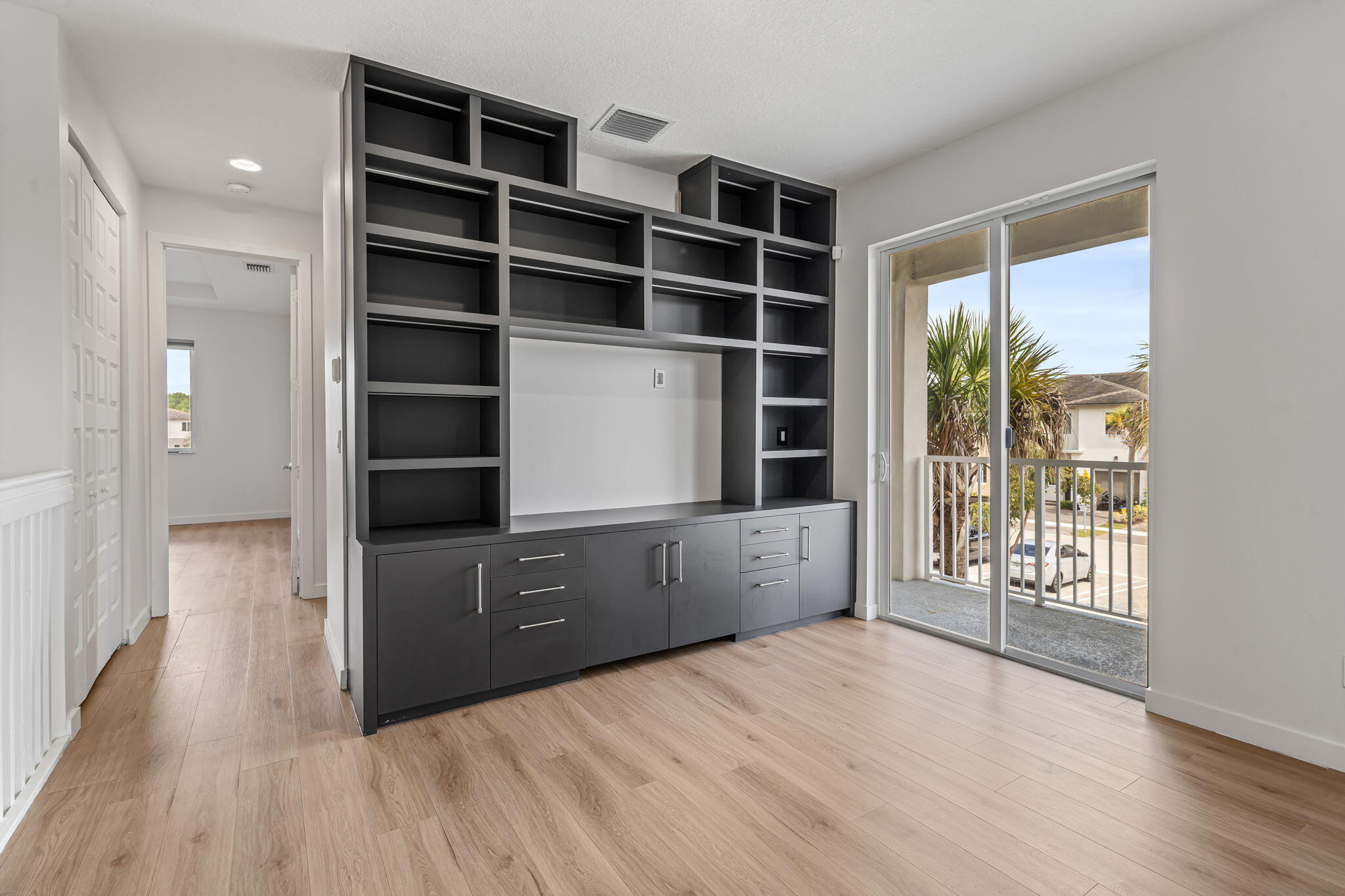 PIONEER ESTATES - Residential