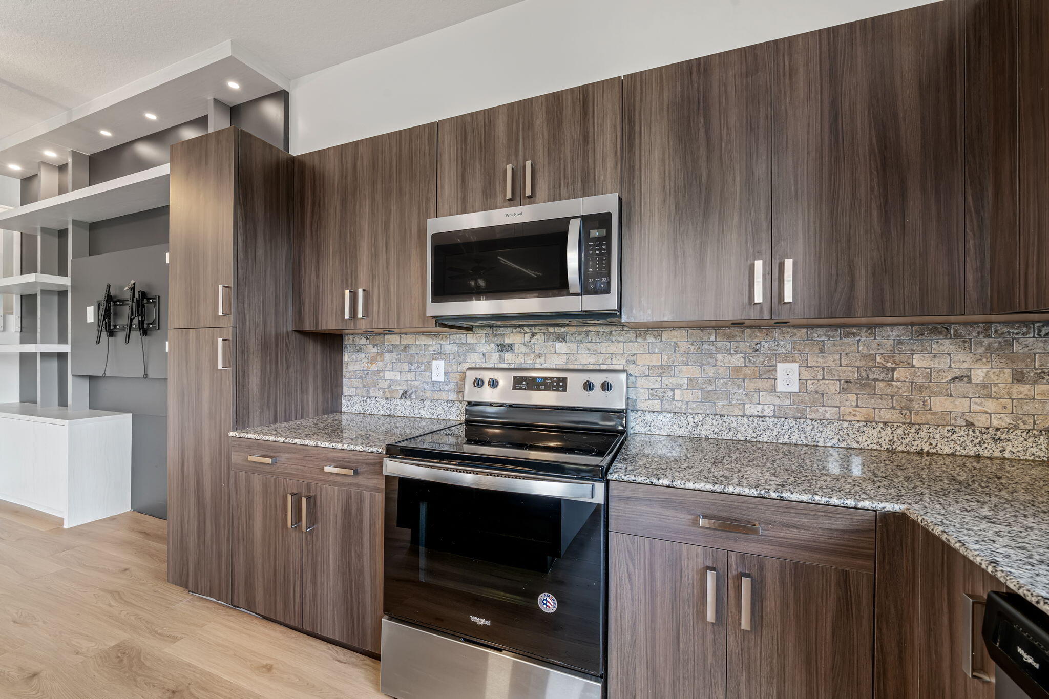 PIONEER ESTATES - Residential