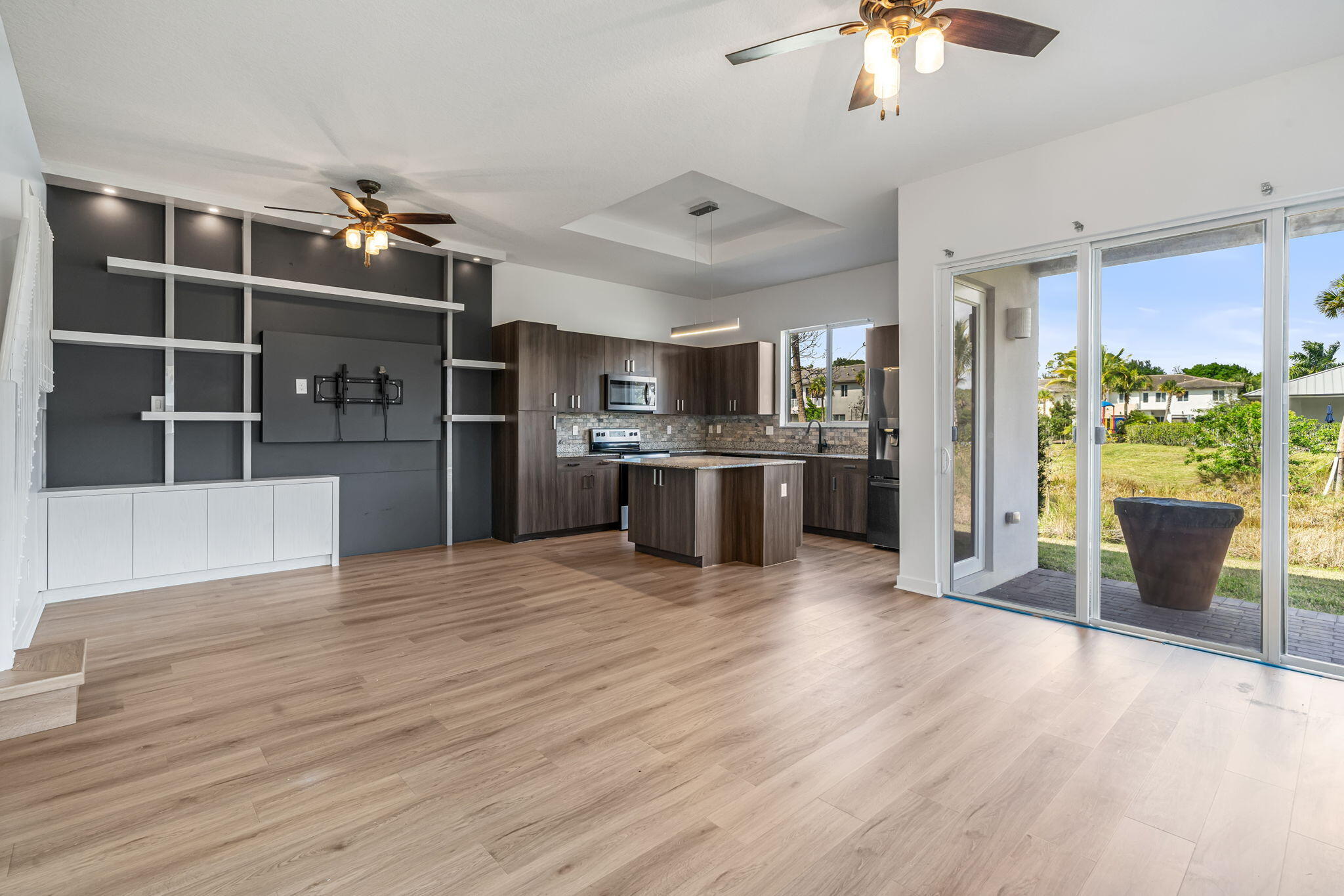 PIONEER ESTATES - Residential