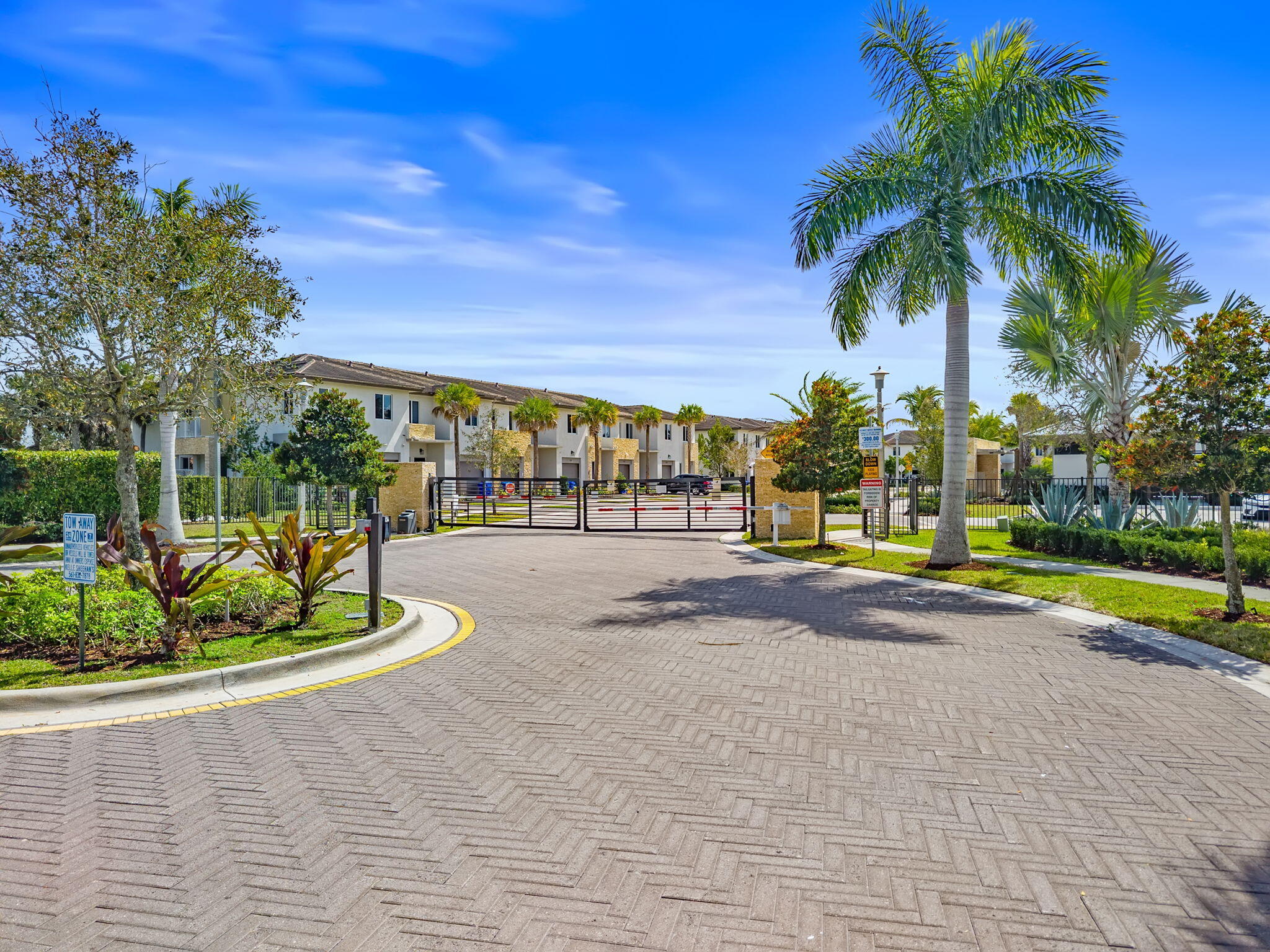 PIONEER ESTATES - Residential