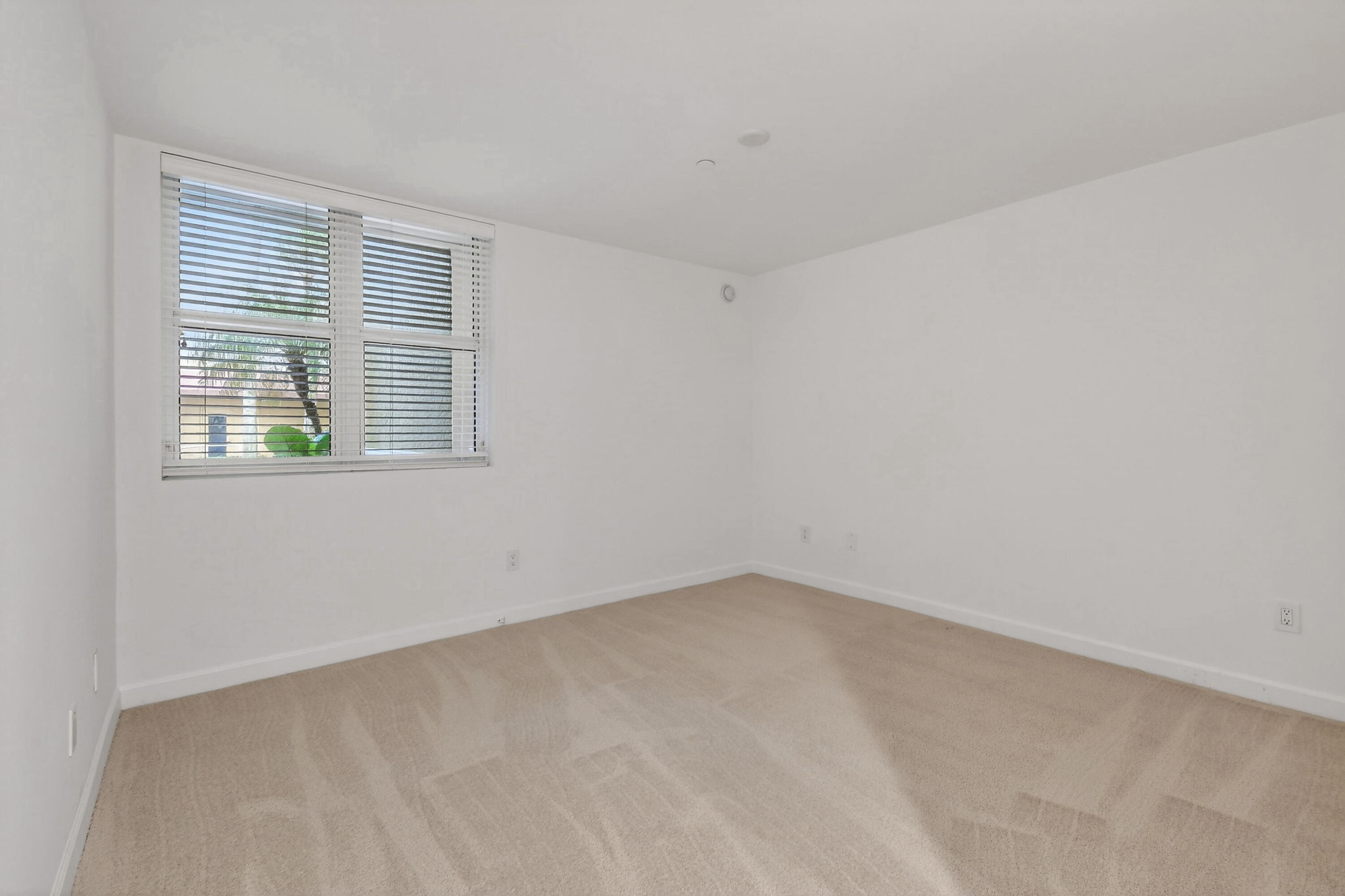 MARINA GRANDE RIVIERA BEACH CONDO - Residential